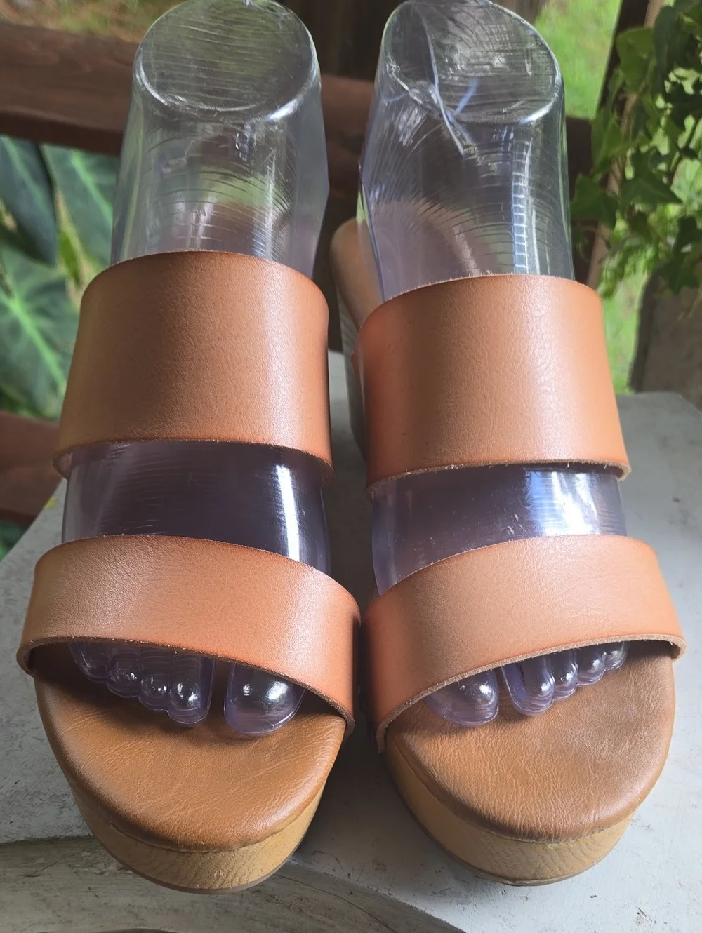Universal Thread tan or